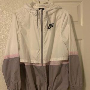Nike Windbreaker Jacket